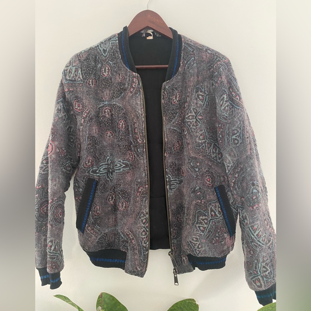 Bumper jacket